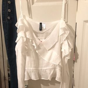 H &M crop top white with ruffles